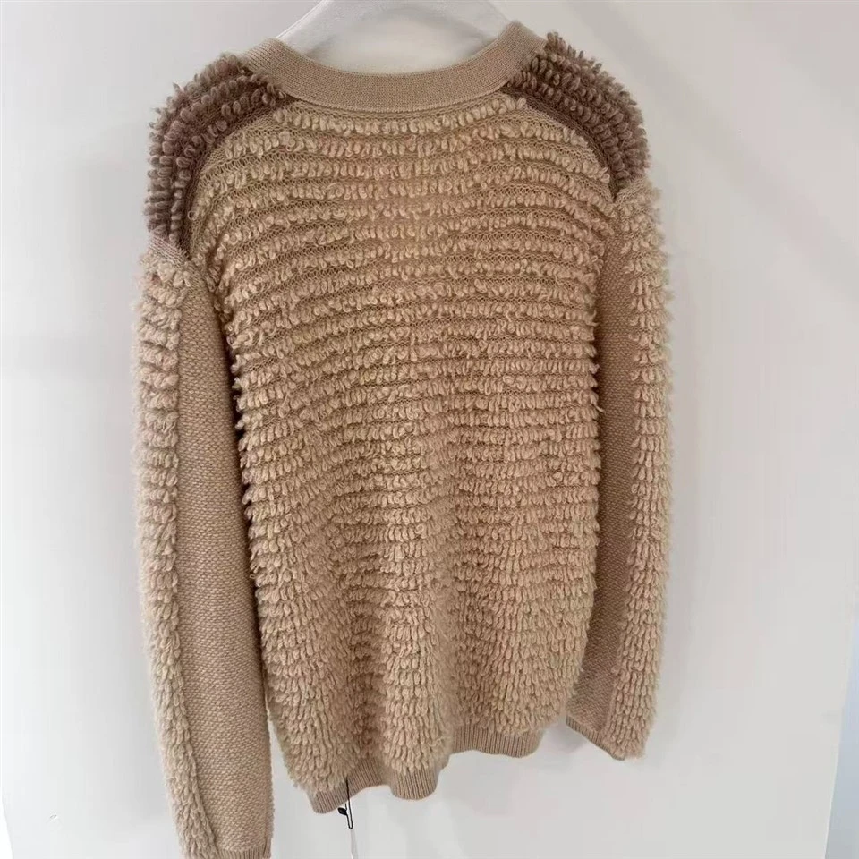 Premium Outdoor Tops Women suppliers