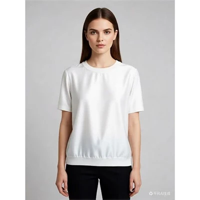 Suéter Básico Feminino de Malha Macia